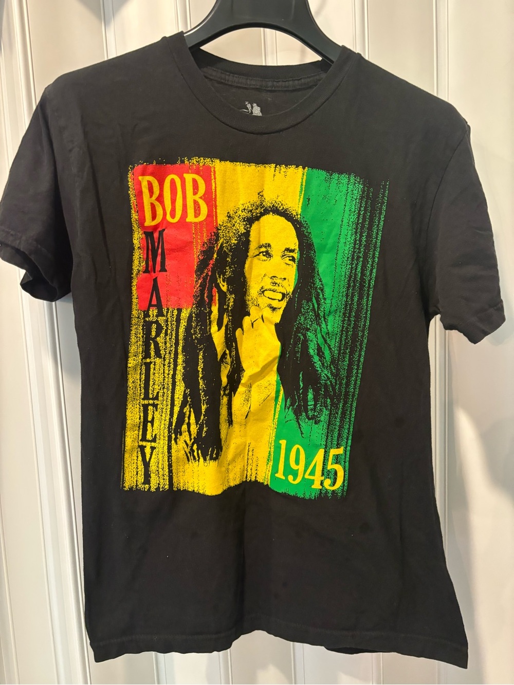 Black Graphic Bob Marley Tribute Tee - Yellow/Green/Red Print Size Medium